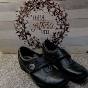 NWT Clarks Artisan 7 1/2 N Black Leather Dress Shoes